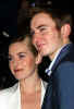 Kate y su hermano Josh en el estreno de IRIS en Londres (enero 13, 2002)